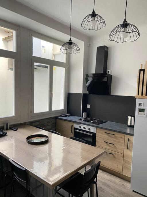 Gite De Tom Et Mag Classe 3 * Clevacances Villa Pontgibaud Esterno foto