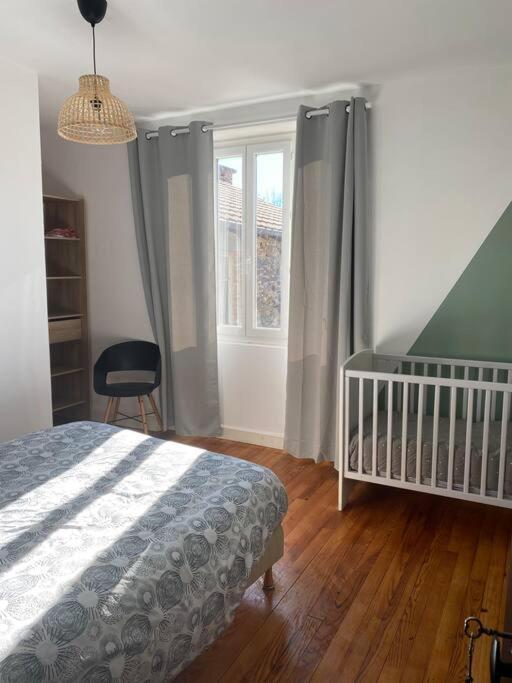 Gite De Tom Et Mag Classe 3 * Clevacances Villa Pontgibaud Esterno foto